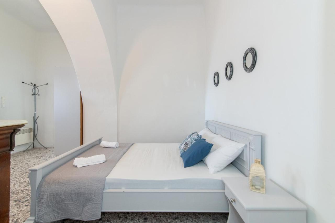 Myroviglia Ysternia Villa Istérnia Buitenkant foto