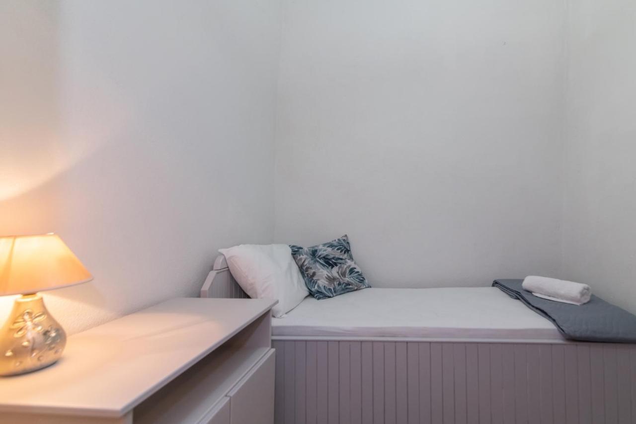 Myroviglia Ysternia Villa Istérnia Buitenkant foto